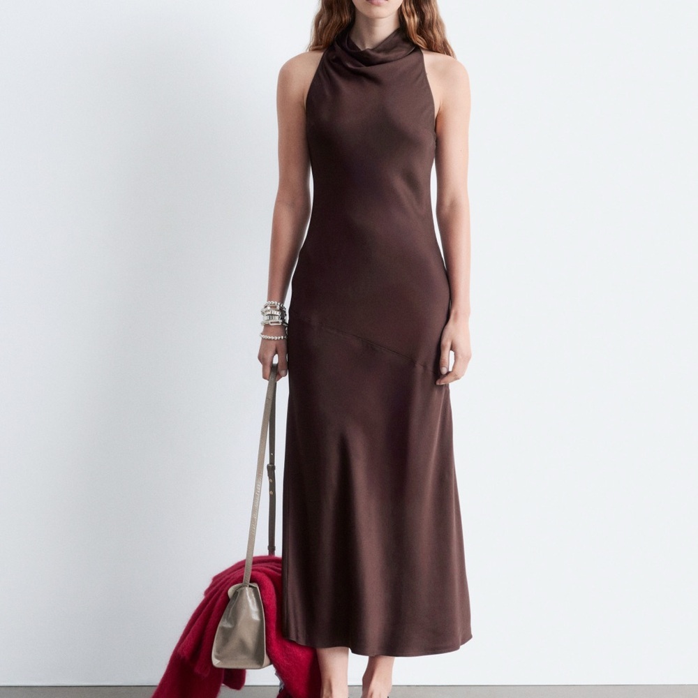 ZARA Elegant Burgundy Sleeveless Halter Midi Dress